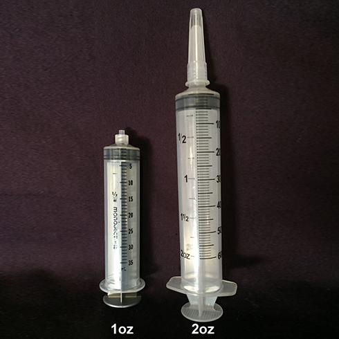Craftics 2oz Plasticator Bottle with 22ga Metal Needle (1106058)